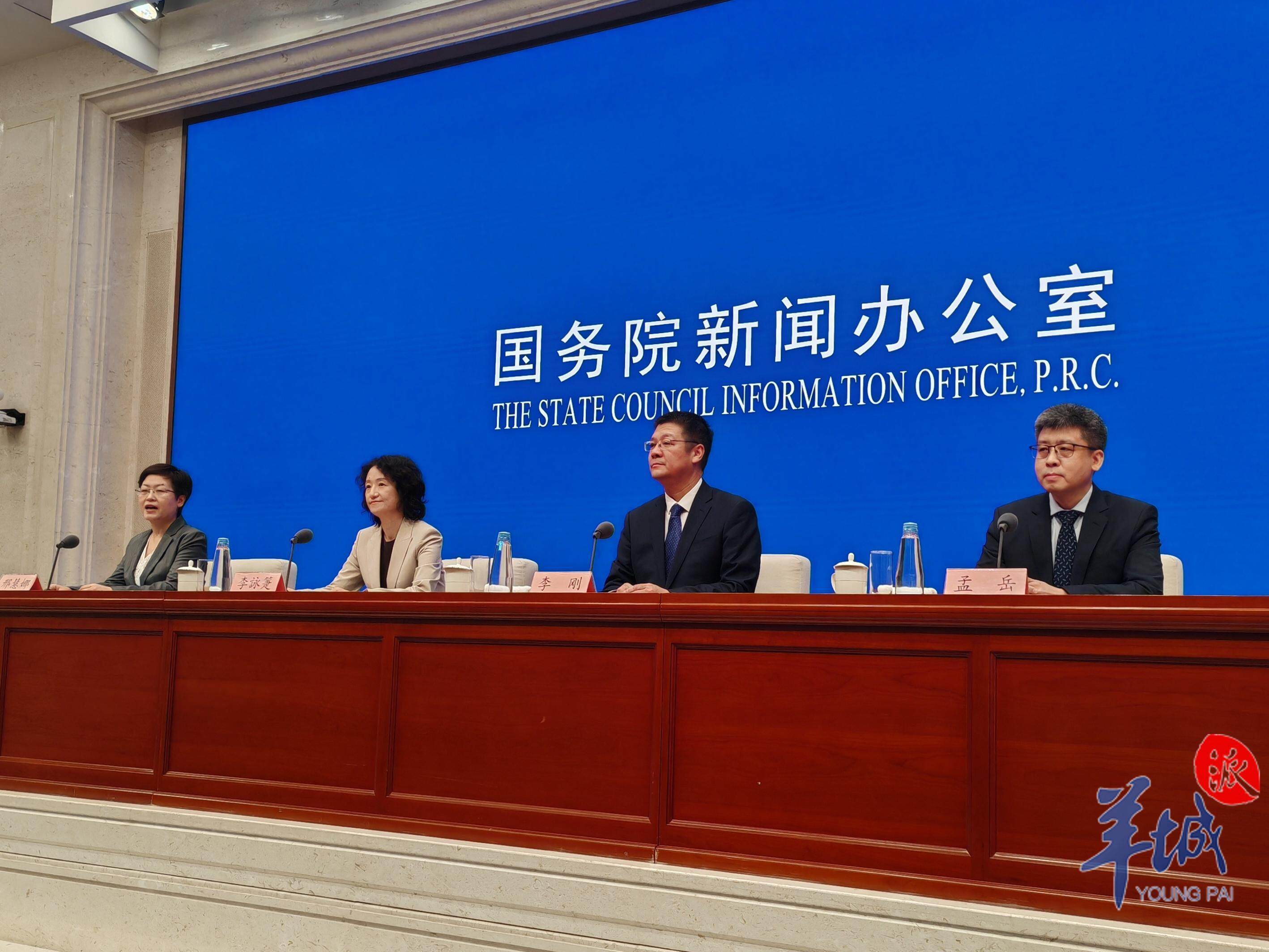 商务部：消费品以旧换新政策的实施合计拉动消费超7200亿元