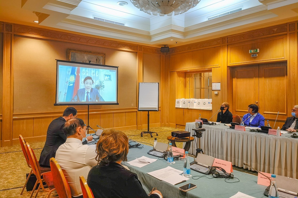 丁薛祥出席第二届“一带一路”科技交流大会开幕式并发表主旨讲话强调 构建“一带一路”科技创新共同体
