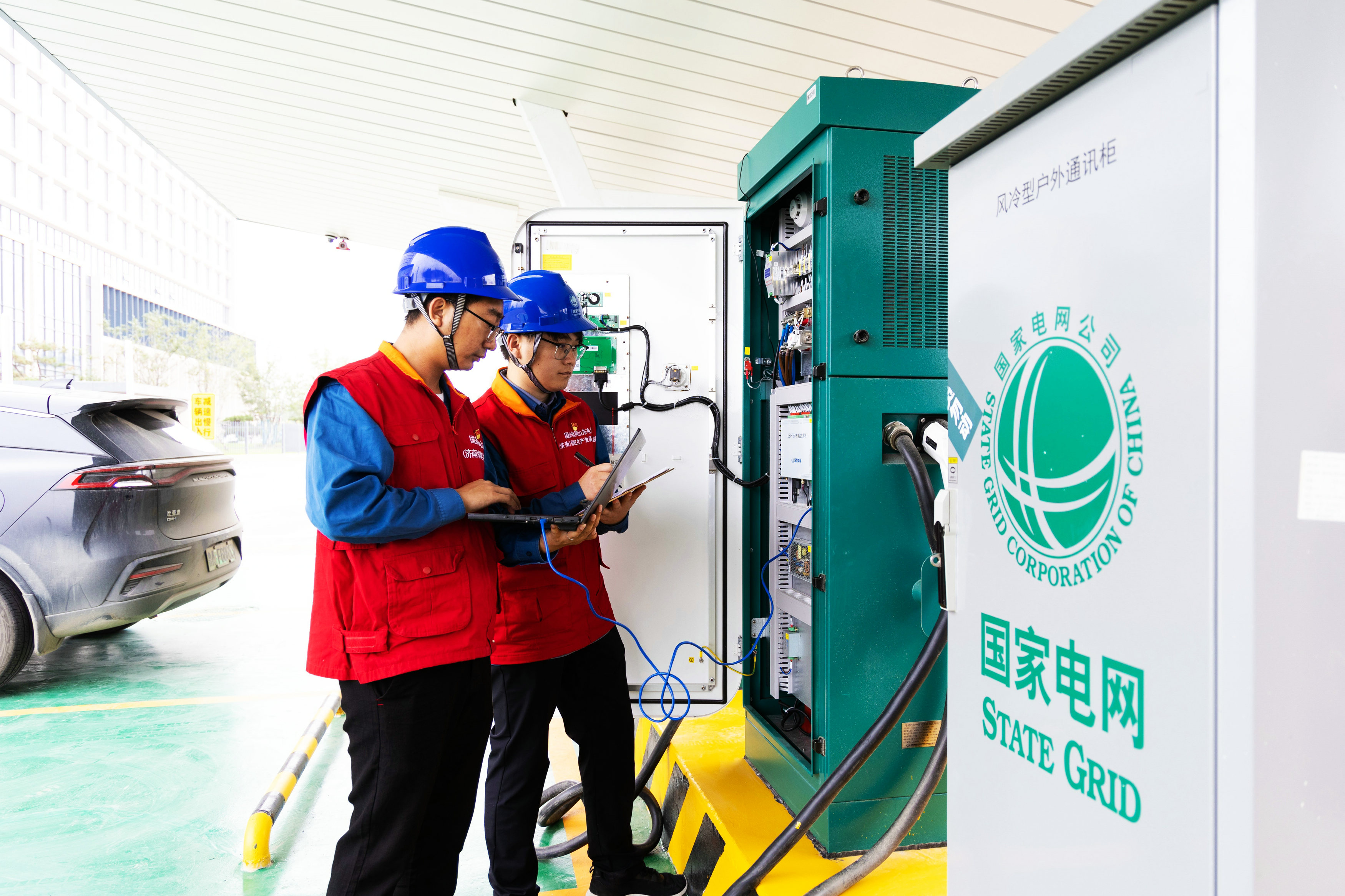 我国海洋油气装备制造领域最大光储充项目二期投用