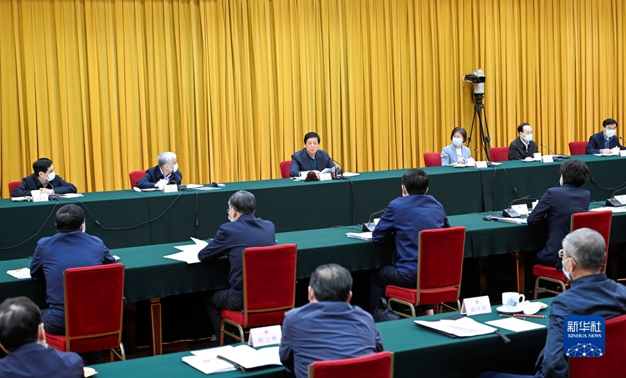 《习近平生态文明文选》第一卷出版发行