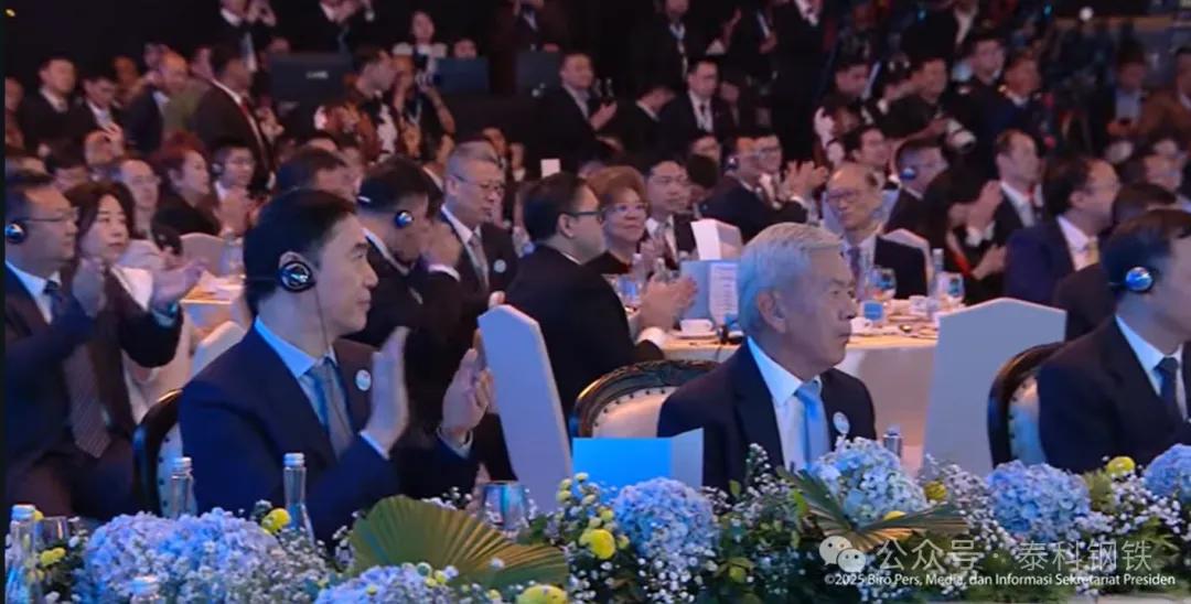 李强出席在巴西中资企业座谈会