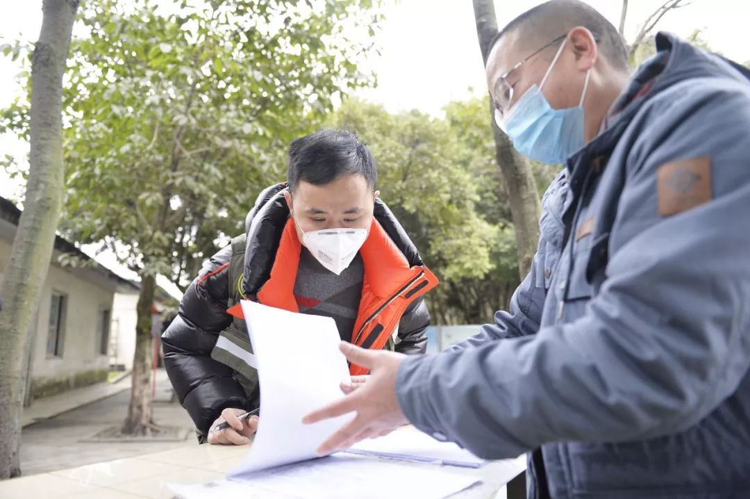 闲置医疗设备风险担责 全国现存医疗废物处理相关企业超1万家