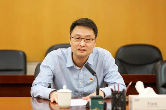 持续防范化解重点领域风险——贯彻落实中央政治局会议精神实现“十四五”圆满收官述评之五