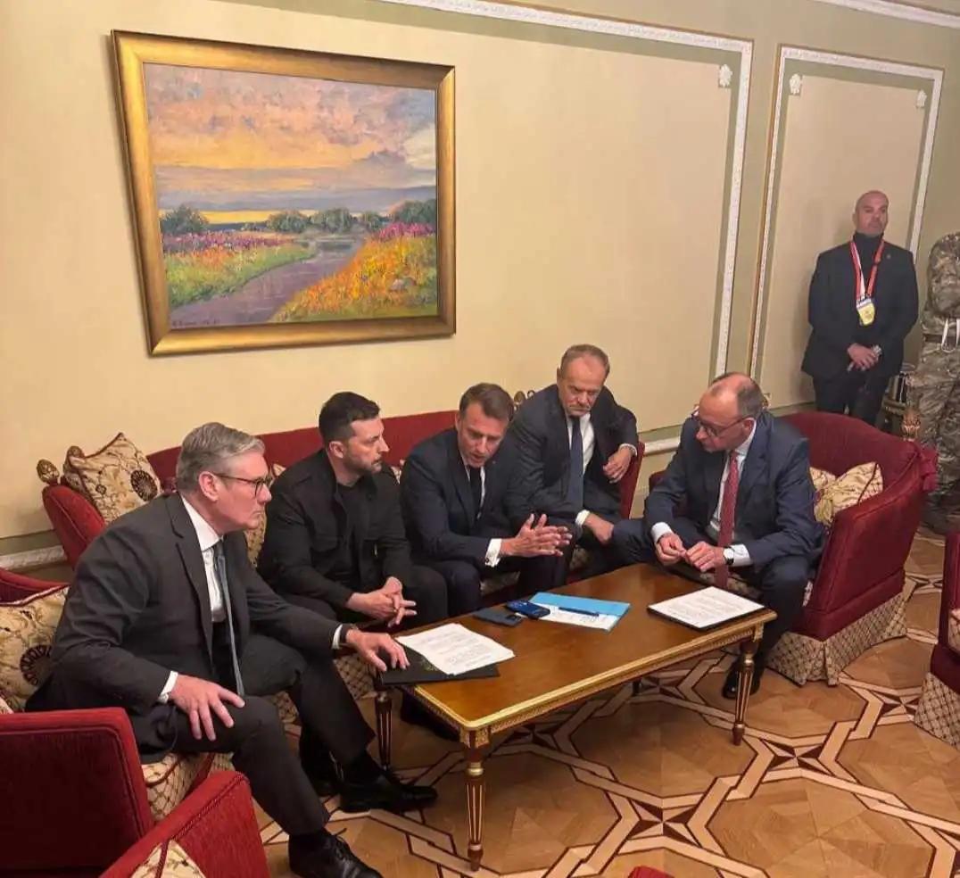 泽连斯基同欧洲多国领导人通话讨论乌克兰局势