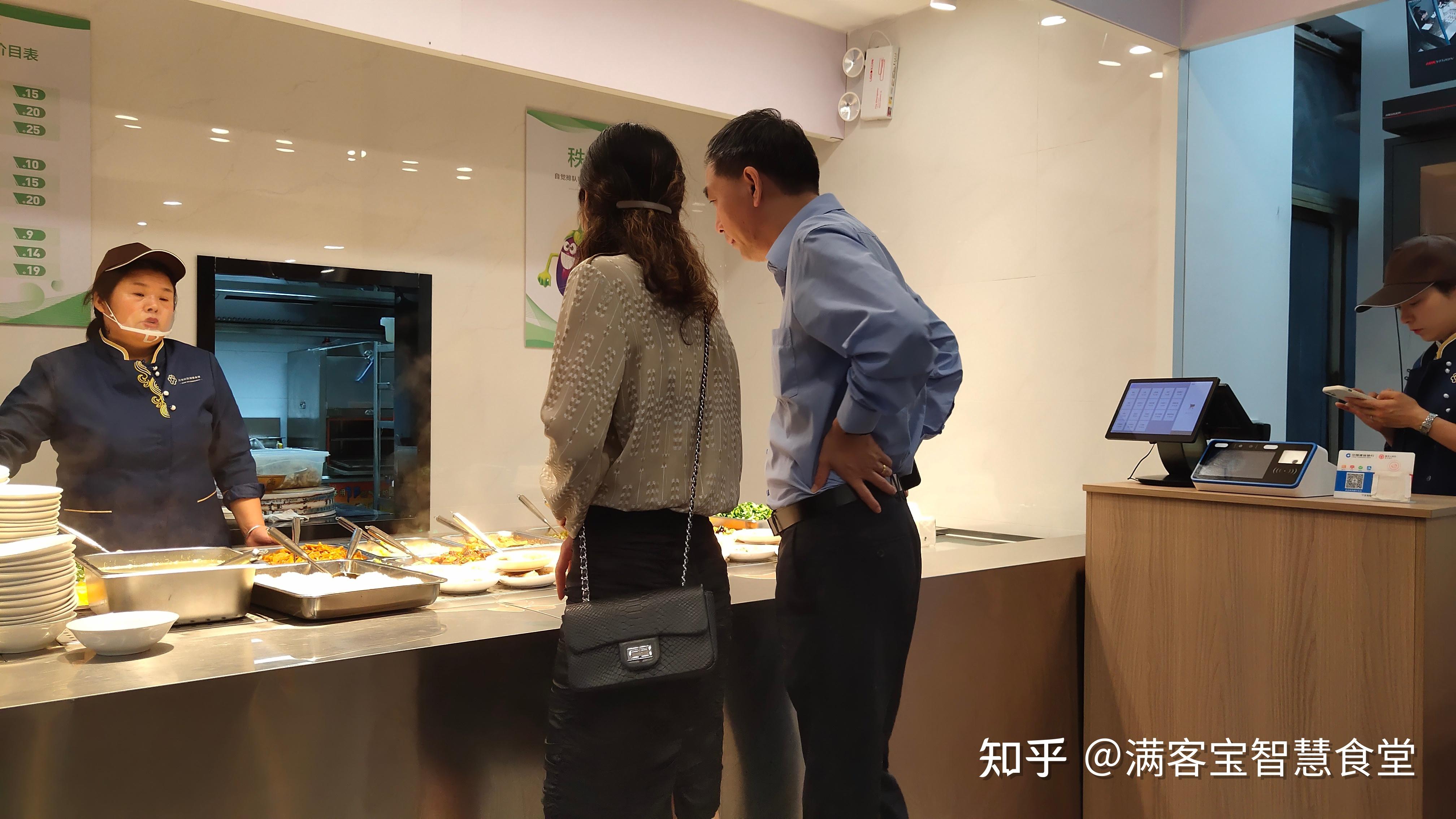 财政投3亿元支持老年助餐服务 我国现存养老相关企业超37.2万家
