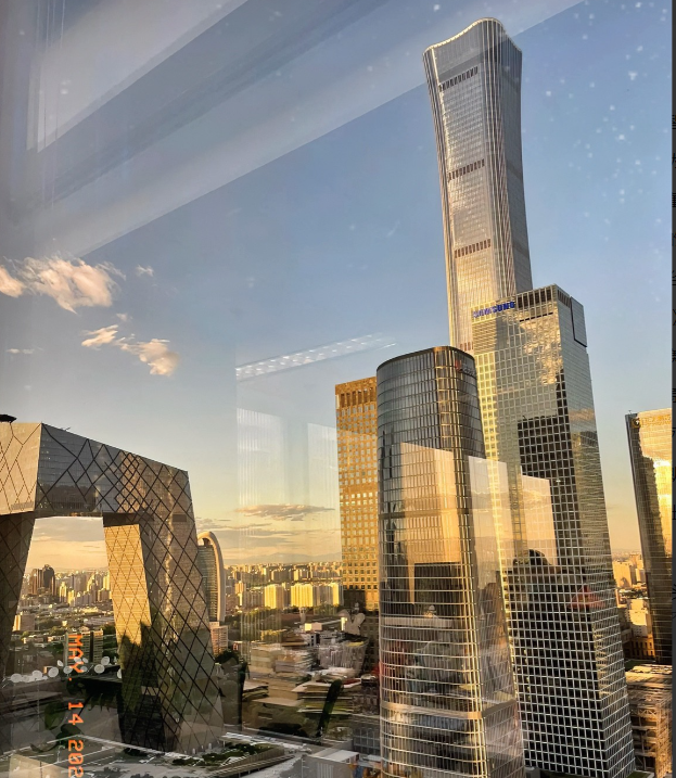 政治局会议明确发力重点 中金公司王曙光：资本市场重要性提升 消费成扩内需 “重中之重”