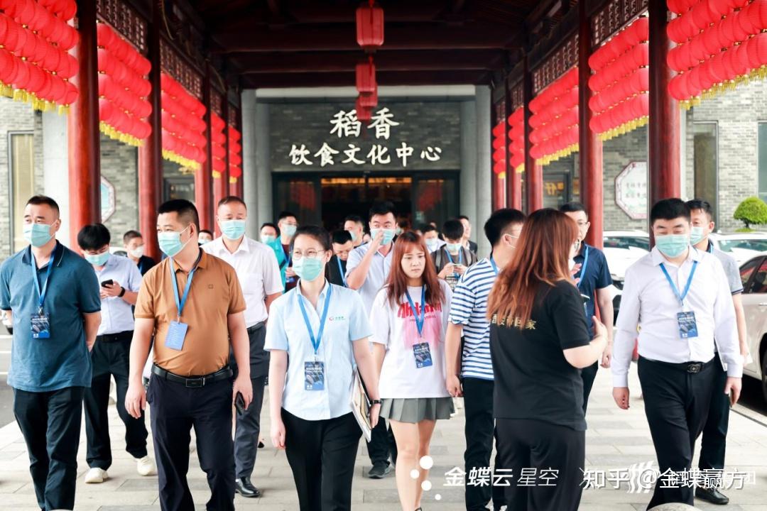 沪市主板基础稳韧性强