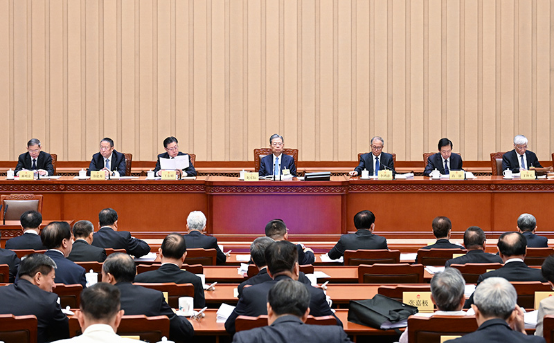 全国政协十四届常委会第十三次会议举行全体会议 围绕“制定国民经济和社会发展‘十五五’规划”进行大会发言 王沪宁出席