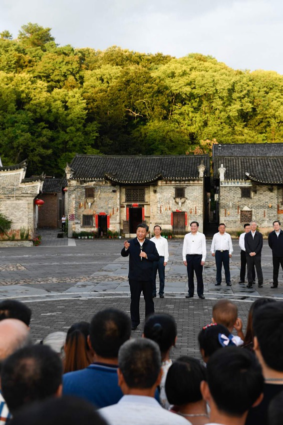 新华社评论员：把强国建设、民族复兴伟业不断推向前进——学习贯彻习近平总书记纪念中国人民抗日战争暨世界反法西斯战争胜利80周年系列重要讲话之一