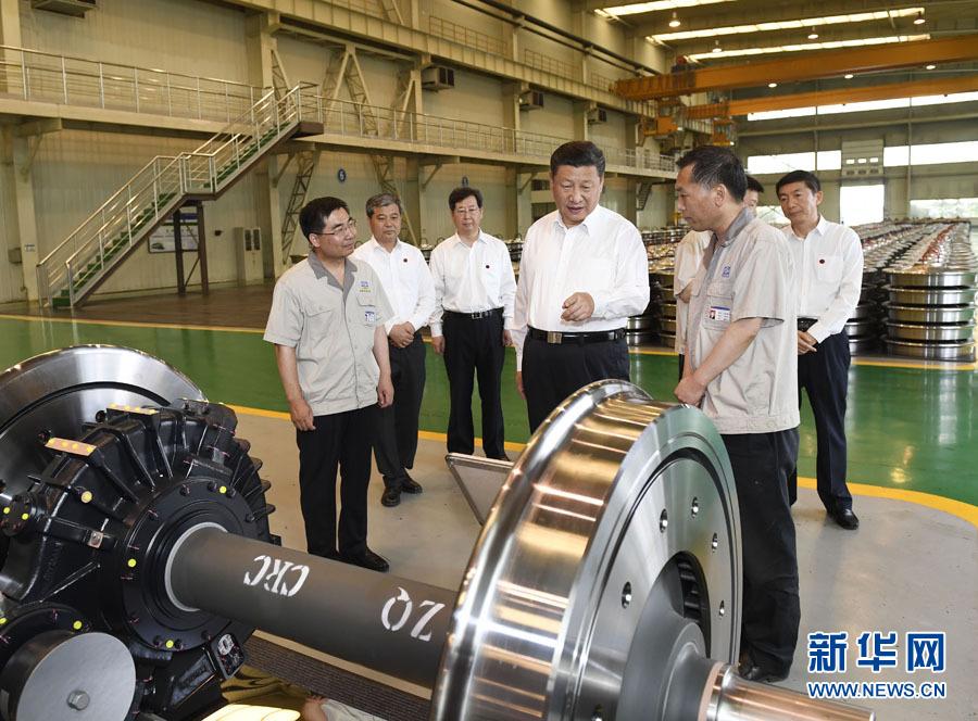 新华社评论员：从伟大抗战精神中汲取勇毅前行的强大力量——学习贯彻习近平总书记纪念中国人民抗日战争暨世界反法西斯战争胜利80周年系列重要讲话之二