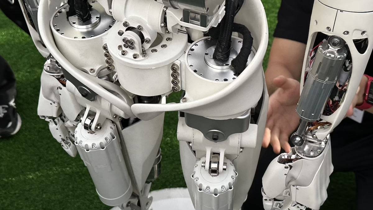 万里扬两款机器人行星关节模组产品线新品下线