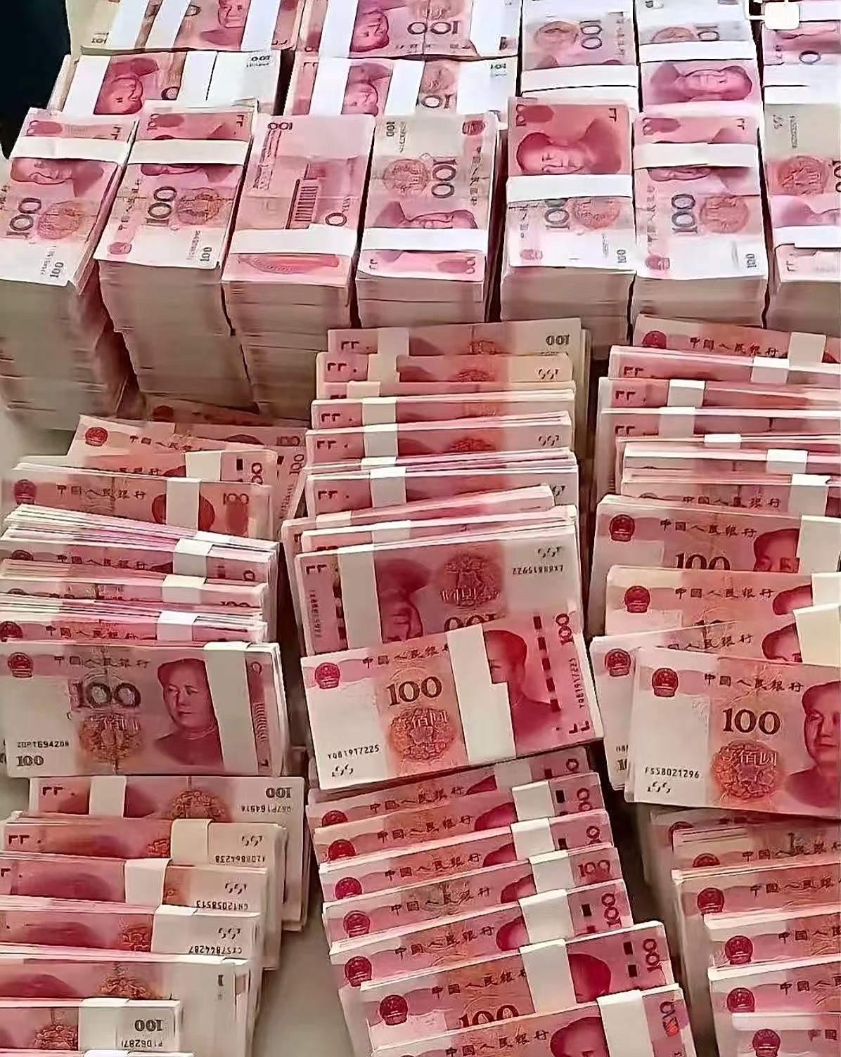 银行理财市场迎结构性重构 压降超万亿元自营理财