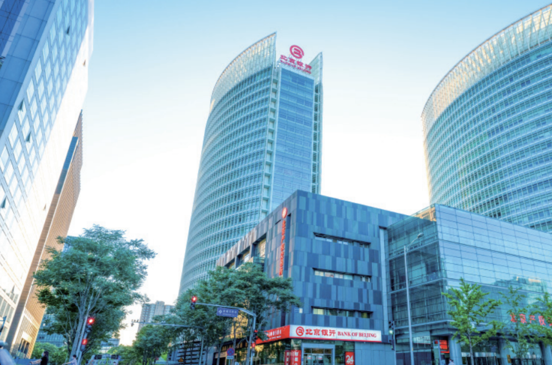 海航控股：预计2025年实现归母净利18亿元至22亿元 扭亏为盈