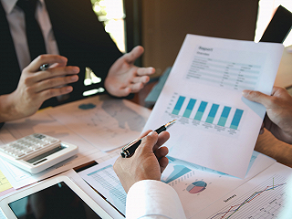 中国神华：千亿资产重组获上交所受理 为重组简易审核程序首单