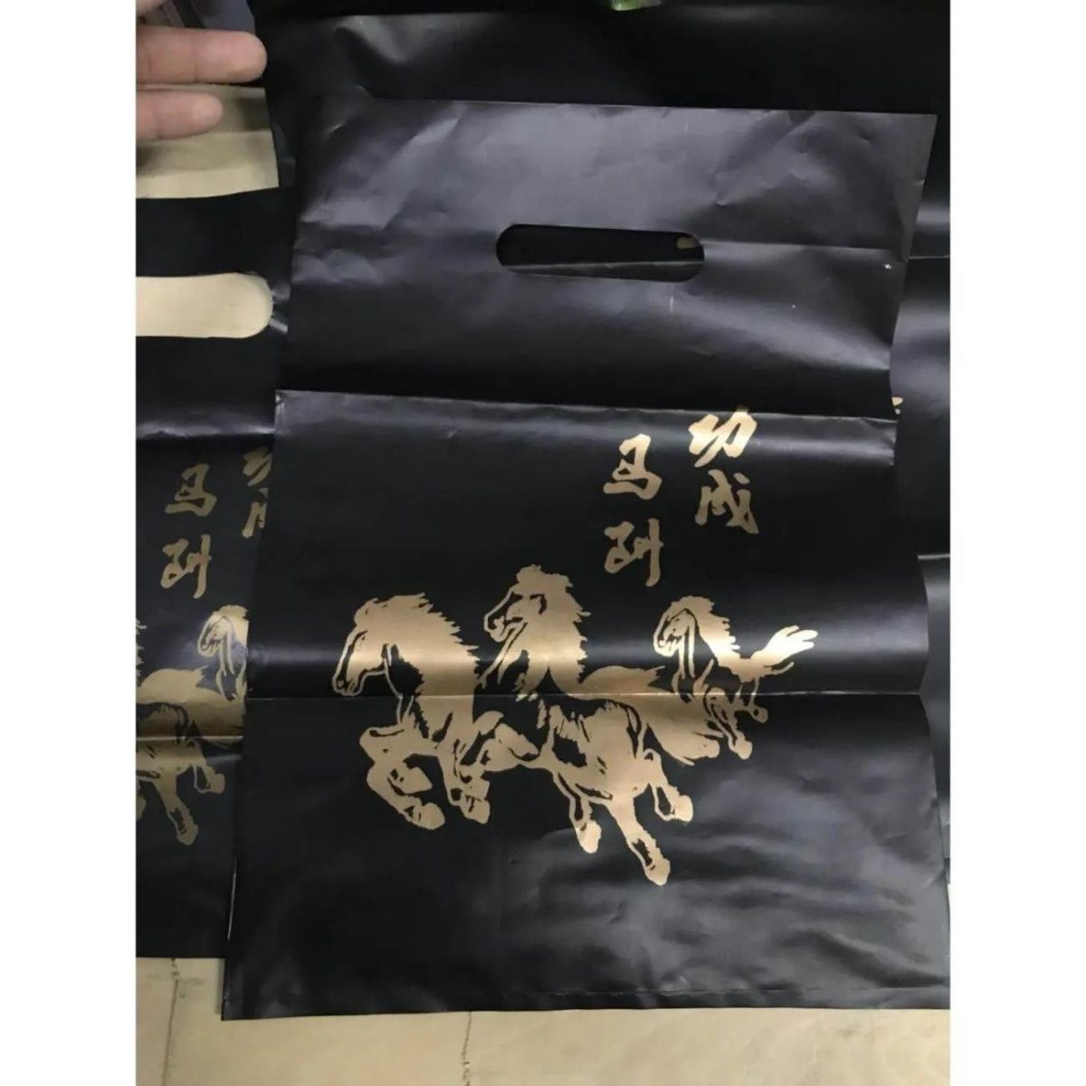 “黑色黄金”焕新 新兴赛道打开碳纤维成长空间