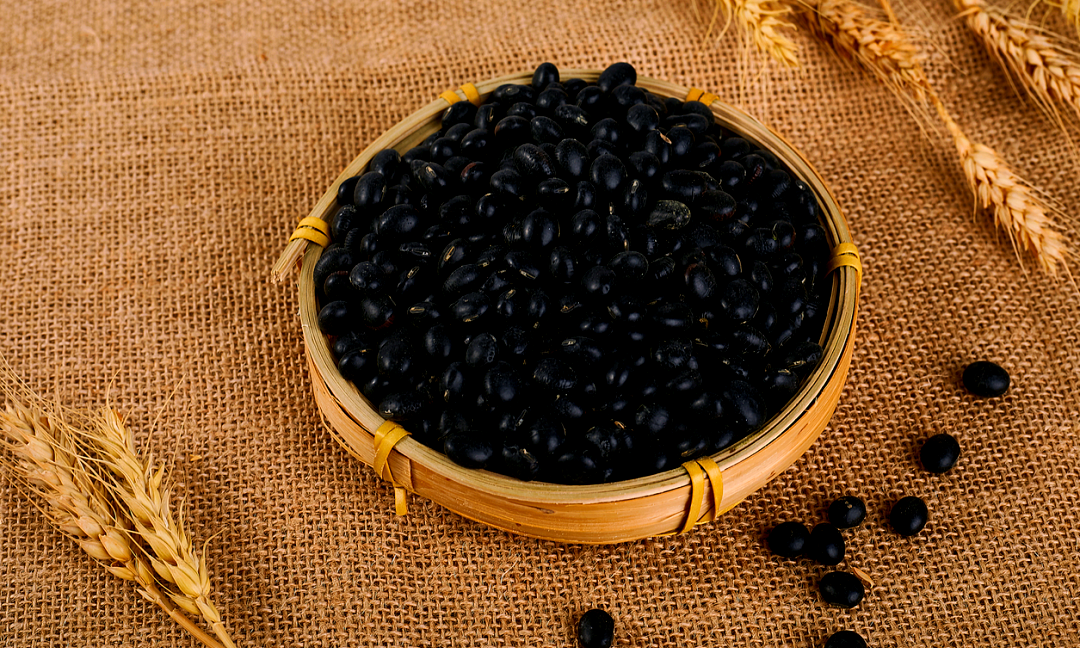 “黑色黄金”焕新 新兴赛道打开碳纤维成长空间