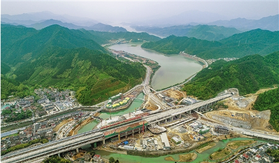 资源集聚铸造产业新优势